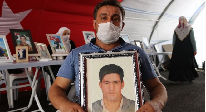 Ailelerin evlat nöbeti 351'nci gününde