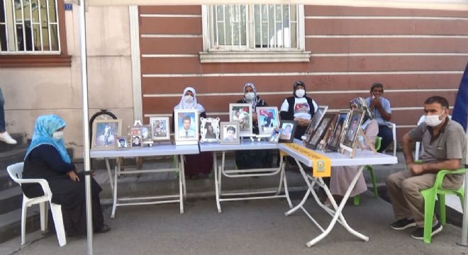 Ailelerin evlat nöbeti 352'inci gününde