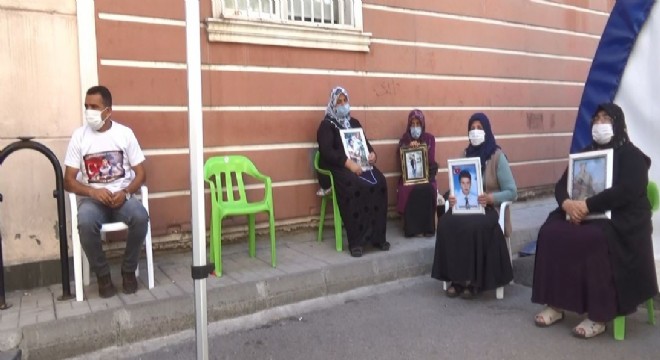 Ailelerin evlat nöbeti 356'ncı gününde