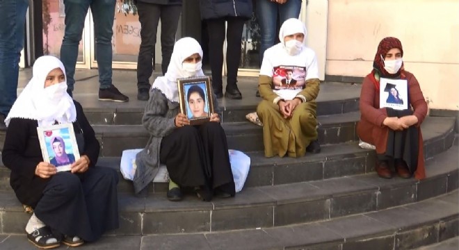 Ailelerin evlat nöbeti 433'üncü Gününde