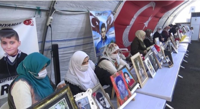 Ailelerin evlat nöbeti 576'ıncı gününe girdi