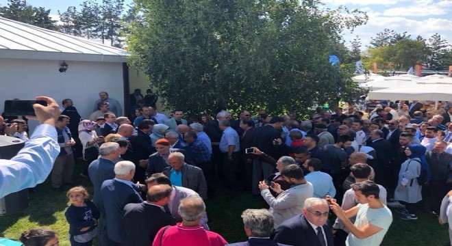 Ak Parti bayramlaştı