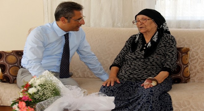 Akdeniz'de şehitlere vefa