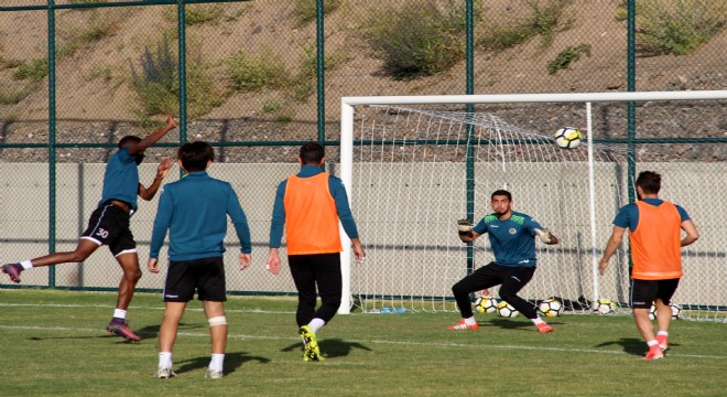 Alanyaspor'un Erzurum kampı devam ediyor