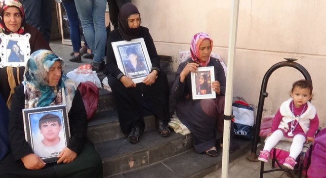 Annelerin evlat nöbeti 51'inci günde