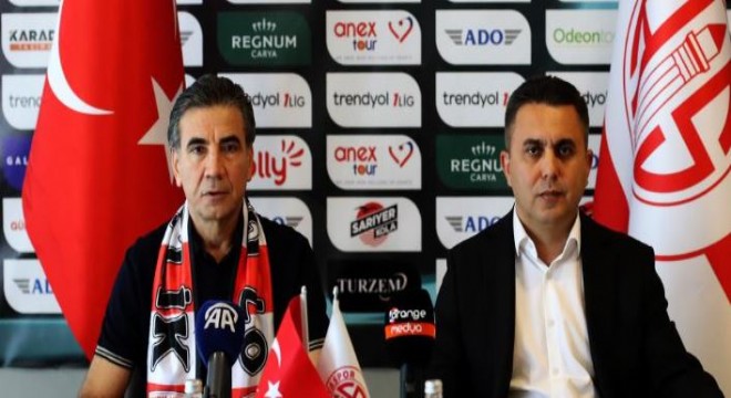 Antalyaspor, Özköylü ile sözleşme imzaladı