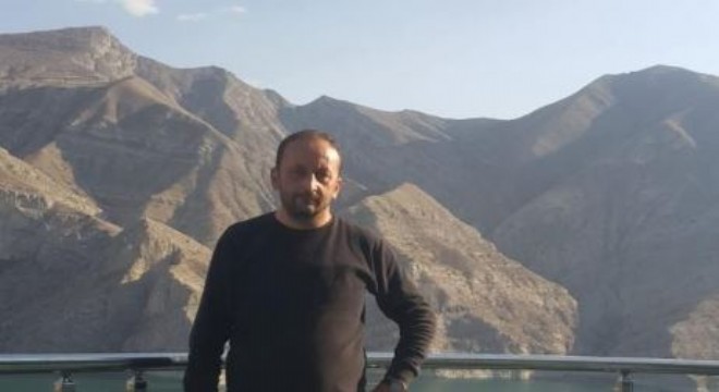 Aracında ölü olarak bulundu