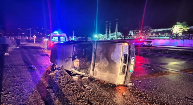 Araklı - Bayburt yolunda trafik kazası: 2 yaralı