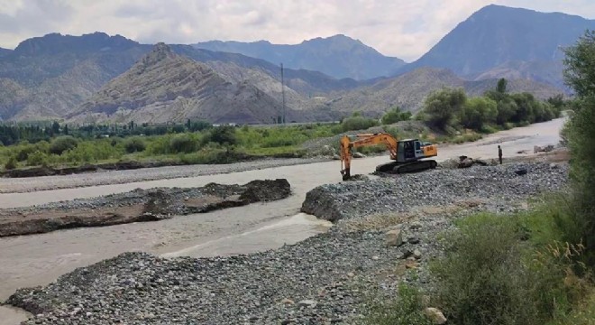 Arama ekipleri kayıp bebek için seferber oldu