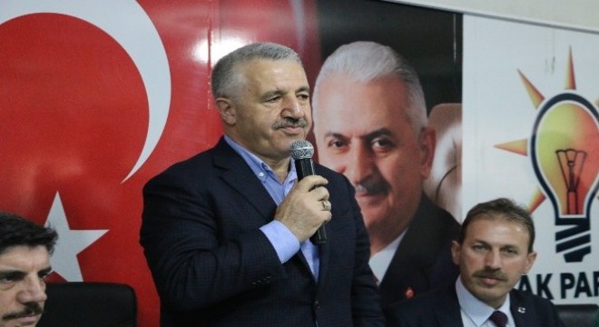 Arslan: “Dünyada 10 büyük projenin 6'sı Türkiye'de”