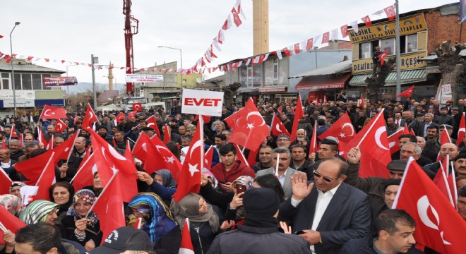 Arslan baba ocağında bayraklarla karşılandı