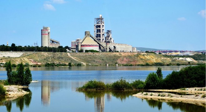 Aşkale Çimento ilk 500'de