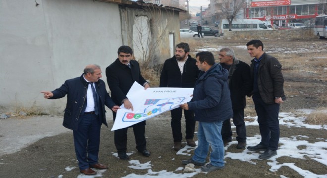 Aşkale İlçe Meydanında bitime doğru