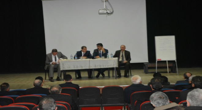 Aşkale'de muhtarlar ile istişare toplantısı