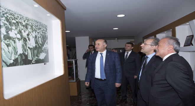 Atatürk Üniversitesi Azizoğlu'nu ağırladı