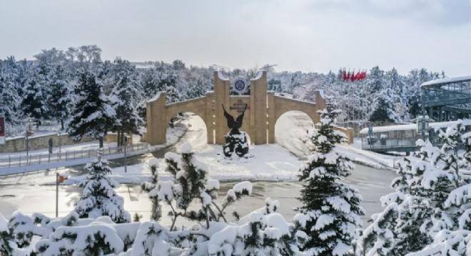 Atatürk Üniversitesi ilk 400'de