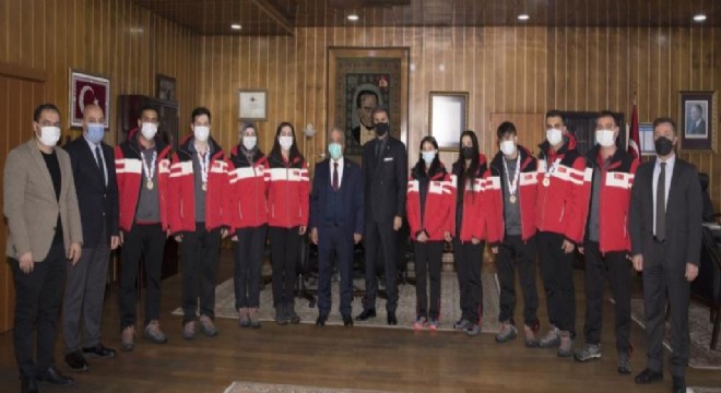 Avrupa'nın en iyi 10 takımı arasında yer aldılar