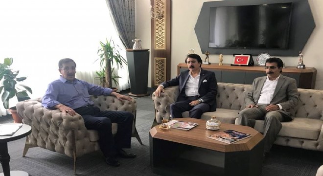 Aydemir: ‘Ak belediyecilik, dava belediyeciliğidir'