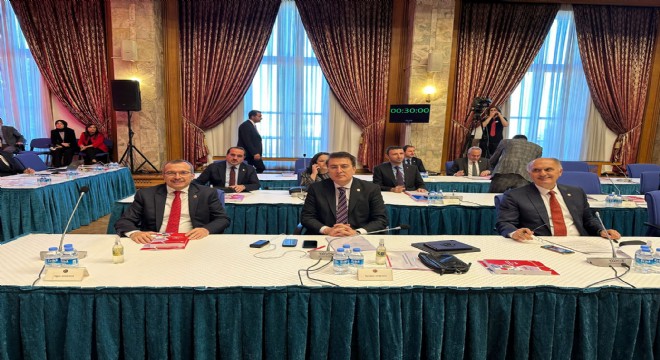 Aydemir'den ‘Türbeyi aziz tutan bekçisidir' vurgusu