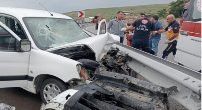 Aynı yerde 4'üncü kaza: 4 yaralı