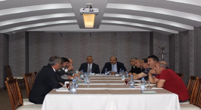 Aziziye'de Muhtarlar Zirvesi