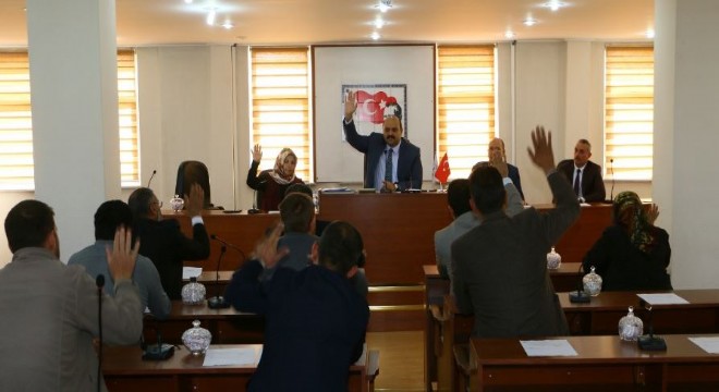 Aziziye'den adına yakışan tarihi duruş