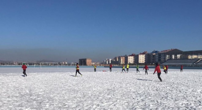 BAL'da Doğu derbisi