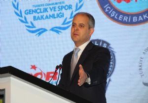 Bakan Kılıç'tan holigan tepkisi