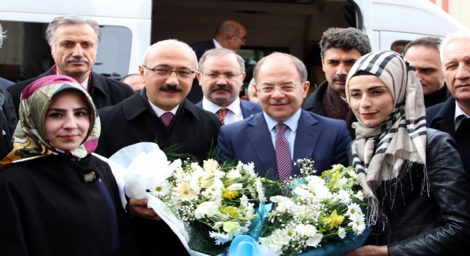 Bakan Akdağ ve Elvan, Erzurum'da