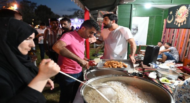 Başiskele'de Erzurum ürünleri sergilendi