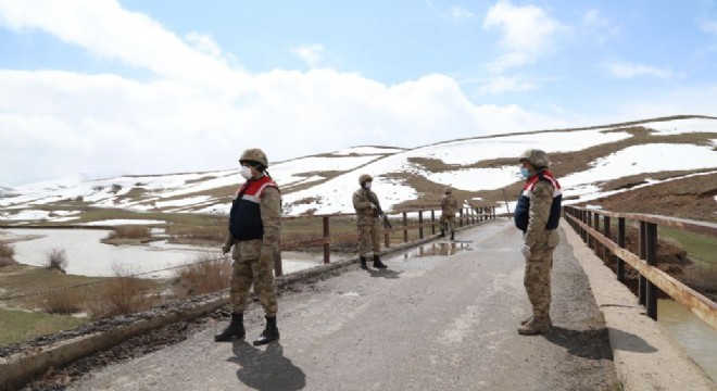 Başkale'de 2 yerleşim yeri daha karantinaya alındı
