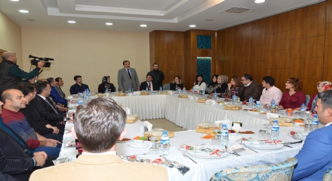 Başkan Bulutlar'dan öğretmenler onuruna yemek