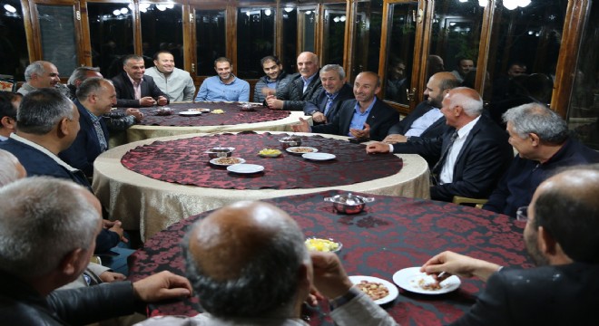 Başkan Orhan'dan dirlik ve birlik mesajı