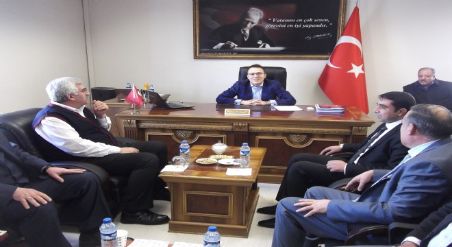 Başkan Öz ilçe turunda
