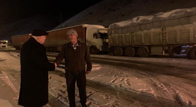 Başkan Pekmezci'den kar mesaisi