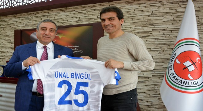 Başsavcı Bingül'e Erzurumspor forması