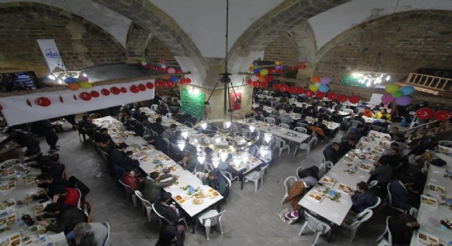 Bayburt'ta geleneksel iftar sofrası