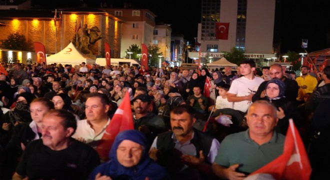 Bayburtlular Demokrasi için yürüdü