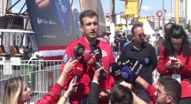 Bayraktar: 'Deniz havacılığında yeni bir çağ başlattık'