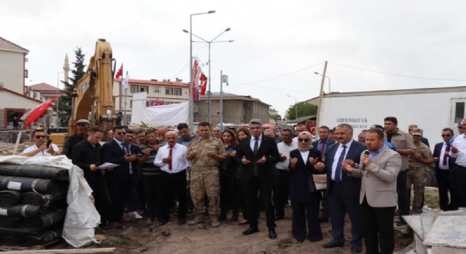 Bedir: ' Şenkayamız şantiye gibi'