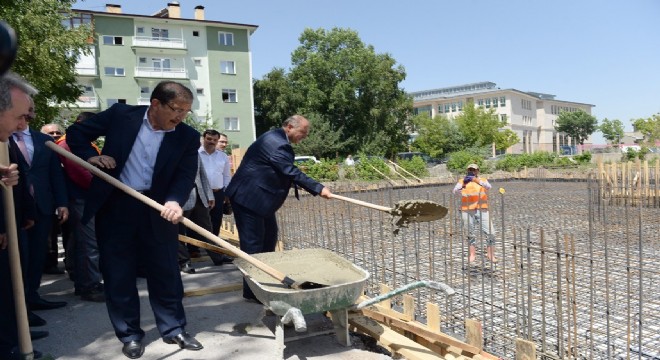 Besmele çekildi, temel atıldı