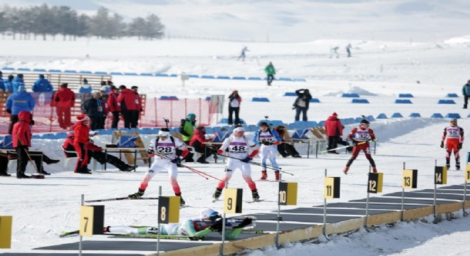 Biatlon Erkeklerde zafer Çek Cumhuriyeti'nin