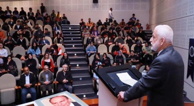 Bilge Kral Aliya İzzetbegoviç'e vefa