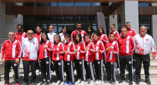Boks'un nabzı Erzurum'da atıyor