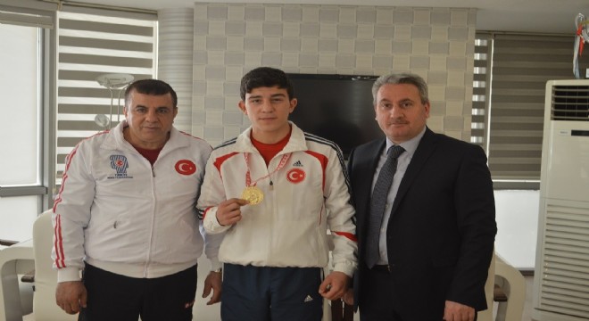 Boksta Erzurum'un gururu oldu