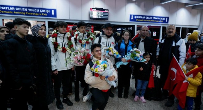 Bozdağ'a coşkulu karşılama