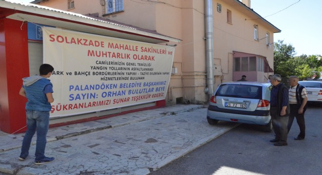 Bulutlar'a pankartlı teşekkür