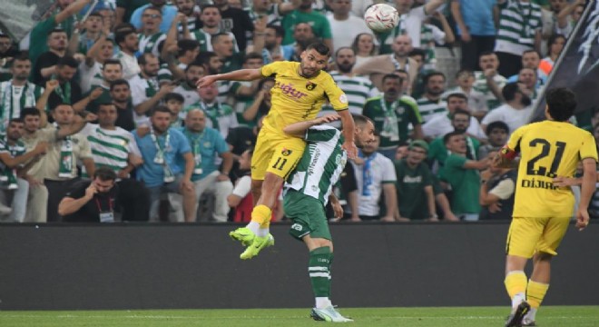 Bursaspor, İstanbulspor'u 4 - 0 mağlup etti