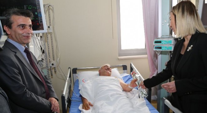Büyüker dua aldı