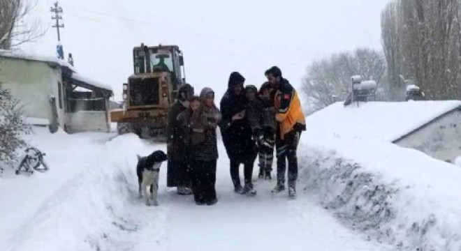 Büyükşehir'den nefes kesen hasta kurtarma operasyonları